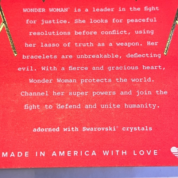 Alex and Ani Wonder Woman Crystal Emblem Set of 3 two tone expandable bracelets - Picture 10 of 14